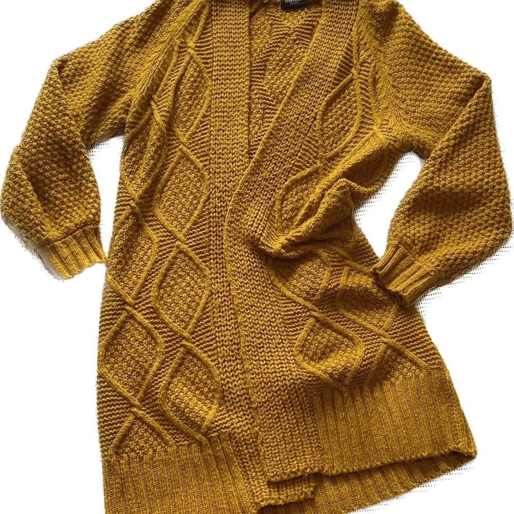 Jeanswest long snugly mustard cardigan. - Picture 1 of 5